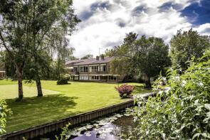 2, Cleeve Court, Unnamed Road To Cleeve Court, Streatley, Reading RG8 9PS