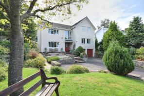 Springfield House, Pond Street - Junction Pond Cottage To Junction B4268, Cowbridge CF71 7NQ