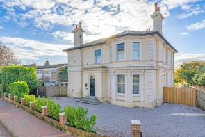 Flat 3, 32, London Road, Southborough, Tunbridge Wells TN4 0QA
