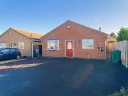 14, Greenwood Close, Leicester LE4 8JZ
