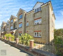 Flat 2, Northcliff Heights, Northcliff Gardens, Shanklin PO37 6ES