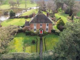 Dairy House, Ludstone, Claverley WV5 7DE