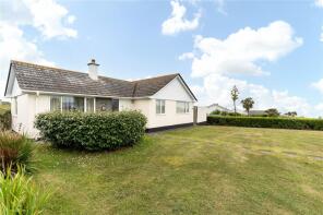7, Mayon Green Crescent, Sennen TR19 7BS