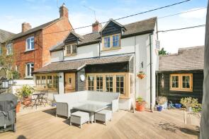 The Chimes, East Street, Buckingham MK18 2HZ