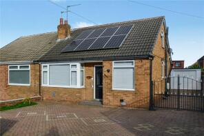 88, Scott Green Crescent, Gildersome, Leeds LS27 7DF