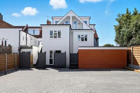 London Road, Leigh-On-Sea, Essex, SS9