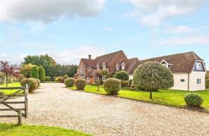 Chalklands, Hatchet Lane, Andover SP11 0HJ