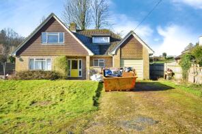 The Pebbles, Green Lane, Ellisfield RG25 2QH