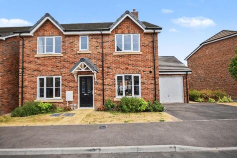 Bartlett Avenue, Farnham, Surrey, GU9