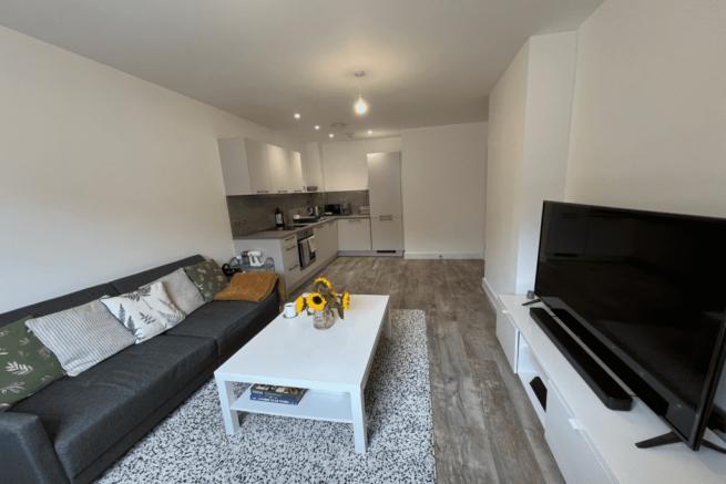 Wagon Lane - Lounge View