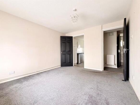 Living Room 2.jpg