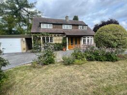 12 Larchwood, New Field Road, Oakham LE15 8AU