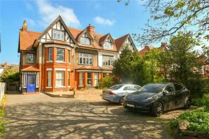 13a, Park Road, Wirral CH48 4DN