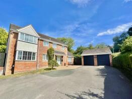 8, Stanley Close, Wanborough, Swindon SN4 0EF