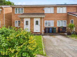 4, Pine Crest, Ormskirk L39 5HX