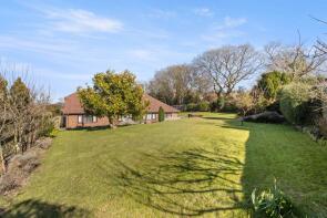 9, The Coppice, Battle TN33 0UJ