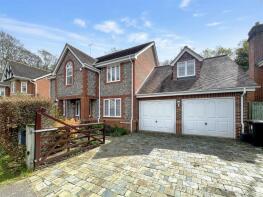 6, Butlers Yard, Peppard Common, Henley-on-thames RG9 5EL