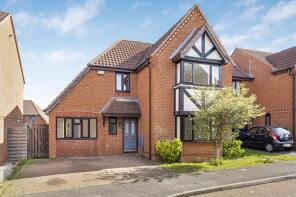 21, Nuneham Grove, Westcroft, Milton Keynes MK4 4DH