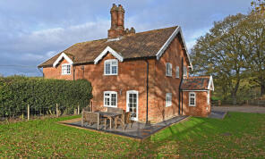 Walnut Tree Cottage, Sandy Lane, Saxmundham IP17 3DY