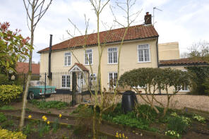 Cherry Tree Lodge, Guist Bottom Road, Fakenham NR21 0AQ