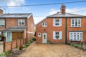 5, St Catherines Hill, Mortimer, Reading RG7 3UT
