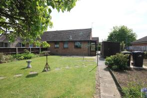 6, Northfields, Lode CB25 9EU