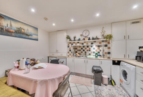 Kingsbury Road, London, NW9