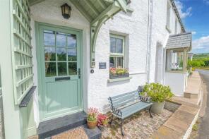 4, School Houses, Crooklands, Milnthorpe LA7 7NR