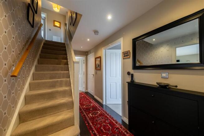 7 Sandford Drive-016.jpg