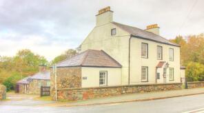 Tafarn Hen, Road From Ty'n Llan Dinas To A4871, Dinas, Caernarfon LL54 7YN