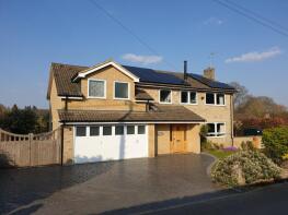 Autumn House, Birds Lane, Midgham, Reading RG7 5UL