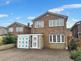 33, Leys Close, Grantham NG32 1TQ