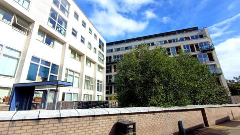 3 Broad Road, Sale, M33 2AE