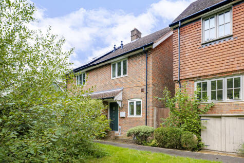 Nassau Drive, Crowborough