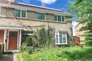 2, Lantern Cottage, Station Road, Newport PO30 4NL