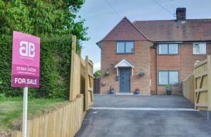3, Manor Close, Church End, Princes Risborough HP27 9PE