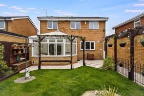 19, Sherringham Drive, Wolverhampton WV11 2EB