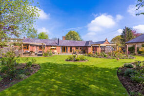 Woodland Cottage, Akeley Wood Lodge Road, Buckingham MK18 5BW