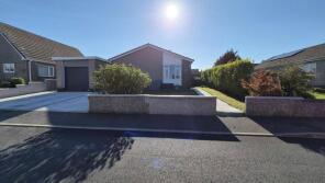 21 Bryn Garth, Stad Swn Y Gwynt, Rhostrehwfa, Llangefni LL77 7TY