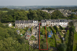 5, Dartmouth Terrace, Woodsome Road, Farnley Tyas, Huddersfield HD4 6UE
