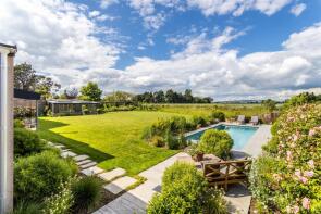 Merry Harbour, Smugglers Lane, Chichester PO18 8QW