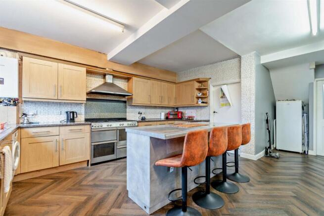 8681874-interior25-800.jpg