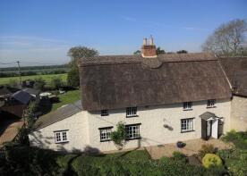 Thatch End, Street From A43 Through Juniper Hill, Brackley NN13 5RH