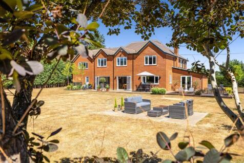 Lee Lane, Pinkneys Green, Maidenhead, Berkshire, SL6