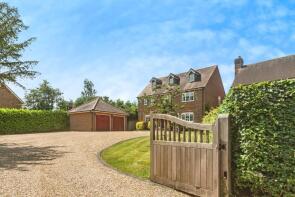 15, Hollycroft, Thatcham RG19 8BU
