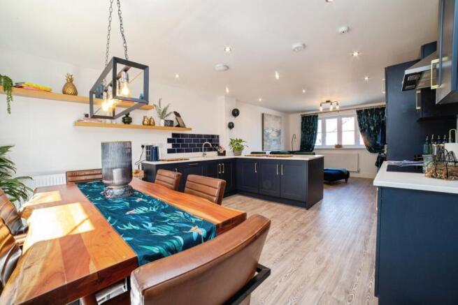 Kitchen/Dining/Livin