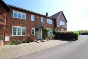 16, Mortimer Hall, The Street, Mortimer, Reading RG7 3NS