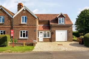 11, Haddenham Road, Aylesbury HP17 8LS