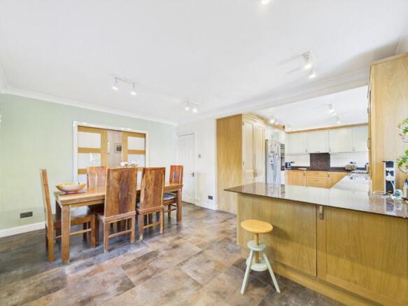 Kitchen/Dining Room