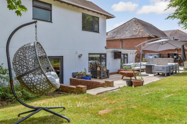 External Lifestyle Photograph